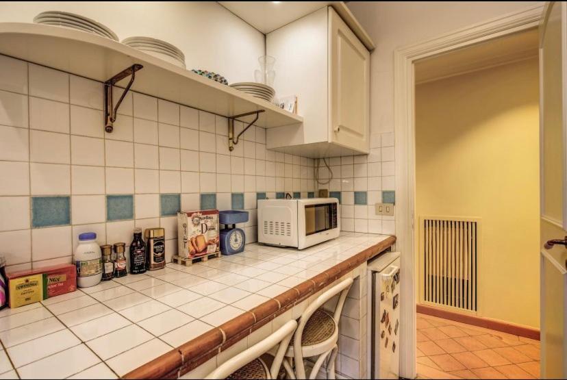 Apartment Giulio Agricola Rome